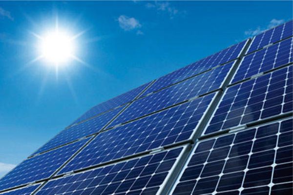 Supermercados firmam parceria para uso de energia solar